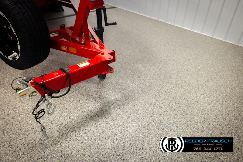 Slide: The Image of Crownline Boats 220 SS LPX 2022 - 61