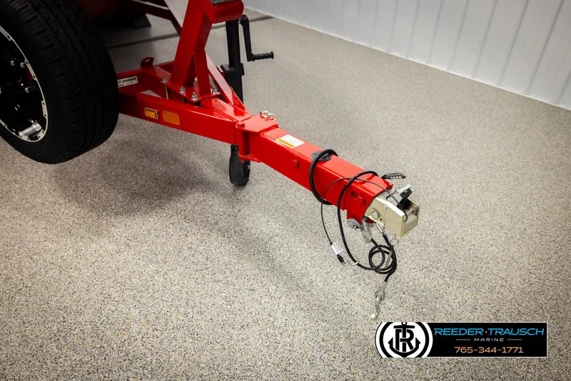 Slide: The Image of Crownline Boats 220 SS LPX 2022 - 62