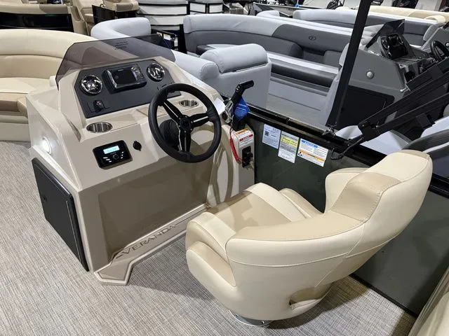 Slide: The Image of Veranda 22XRC Vista View W/Yamaha 150 No Trailer 2026 - 15