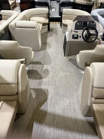 Slide: The Image of Veranda 22XRC Vista View W/Yamaha 150 No Trailer 2026 - 23