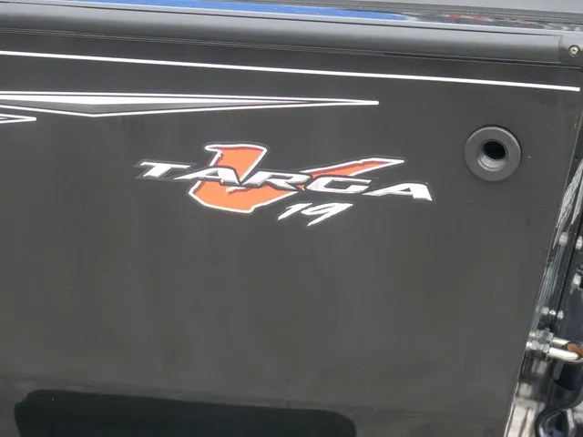 Slide: The Image of Tracker Targa™ V-19 WT 2022 - 8