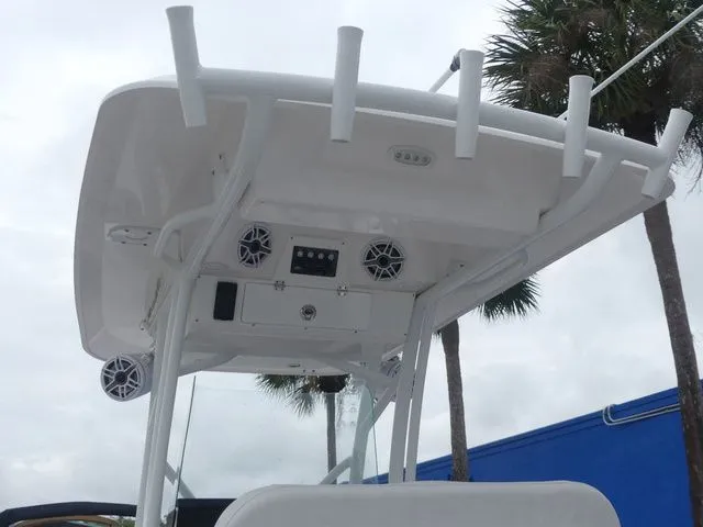 Slide: The Image of Sea Fox 248 Commander 2023 - 21