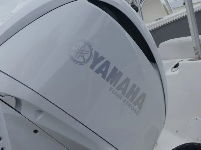 Slide: The Image of Sea Fox 248 Commander 2023 - 9