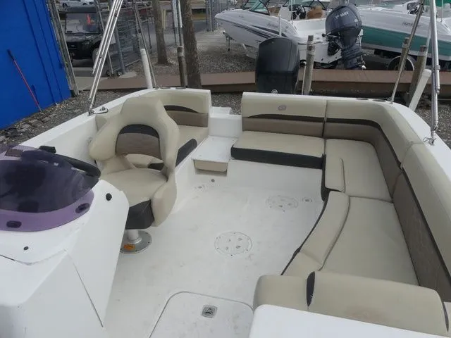 Slide: The Image of Hurricane SunDeck Sport 192 RL OB 2020 - 12