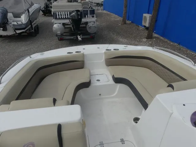 Slide: The Image of Hurricane SunDeck Sport 192 RL OB 2020 - 13