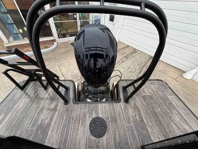 Slide: The Image of Godfrey Sweetwater 2286 SBC - 250 Yamaha SHO 2026 - 7