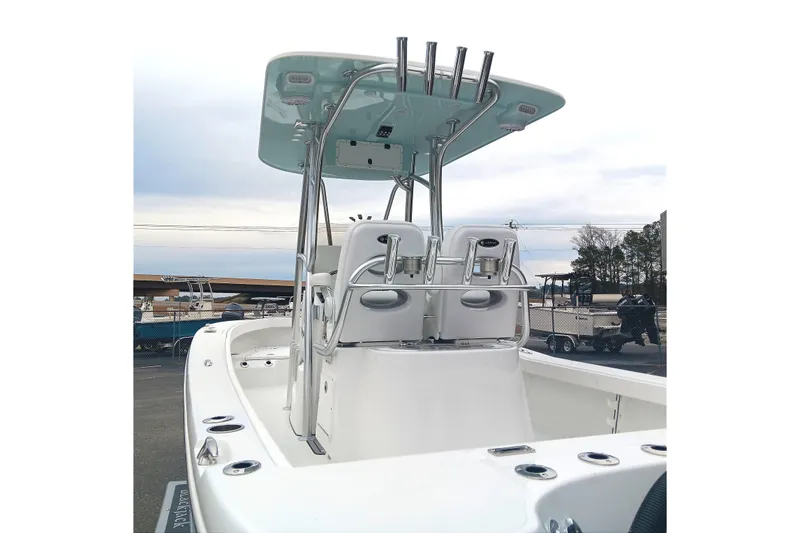 Slide: The Image of 2026 BlackJack 256 Coastal boat with sleek design and modern features. - 18