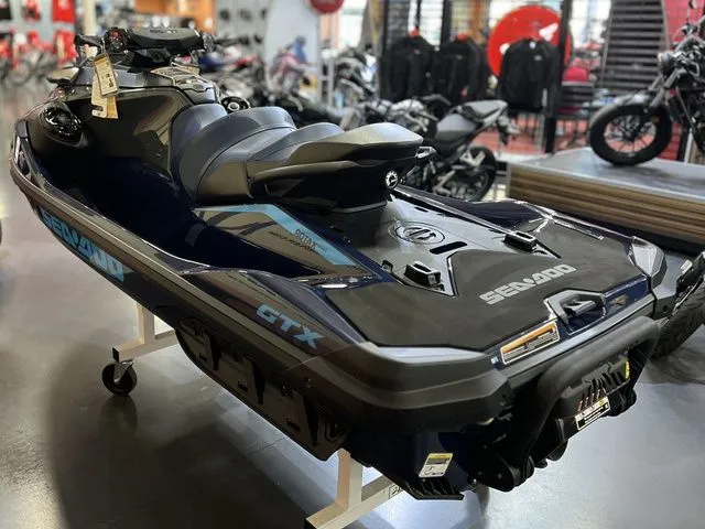Slide: The Image of Sea-Doo GTX 2026 - 14