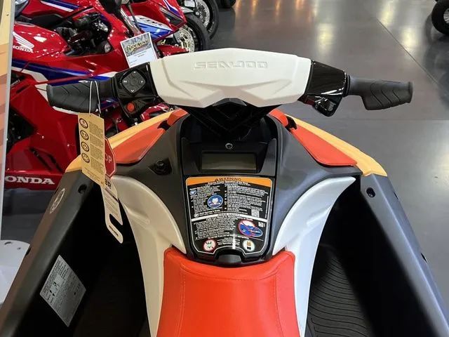 Slide: The Image of Sea-Doo Spark for 3 2026 - 6