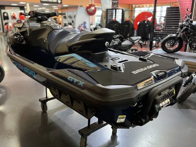 Slide: The Image of Sea-Doo GTX 230 Tech, Audio, iDF, iBR 2026 - 12