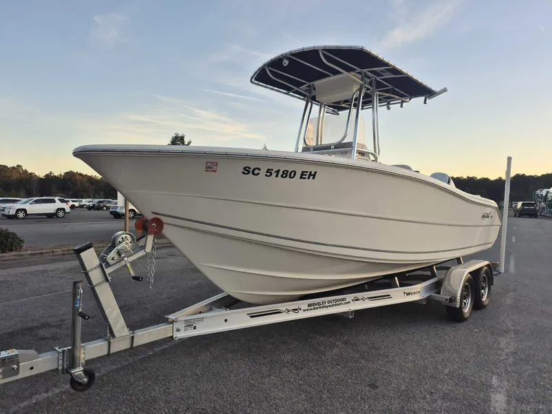 The Image of Bulls Bay 230 Center Console 2025 - 1