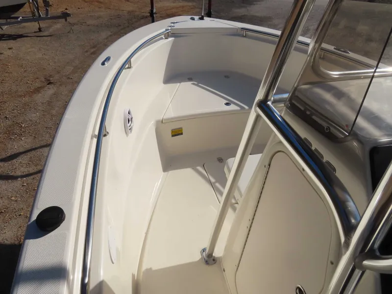 Slide: The Image of Bulls Bay 230 Center Console 2025 - 27