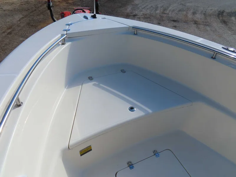 Slide: The Image of Bulls Bay 230 Center Console 2025 - 28