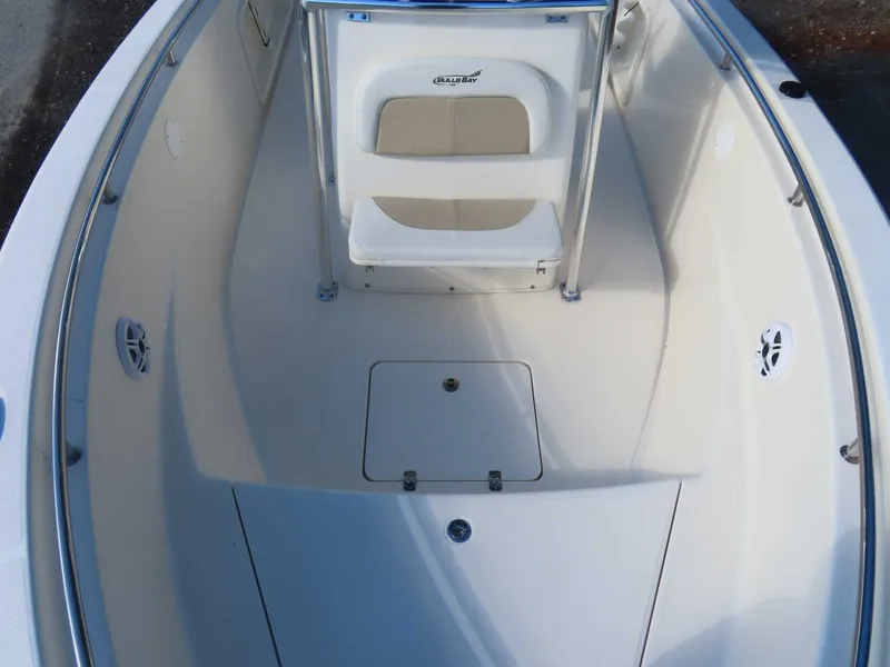 Slide: The Image of Bulls Bay 230 Center Console 2025 - 30