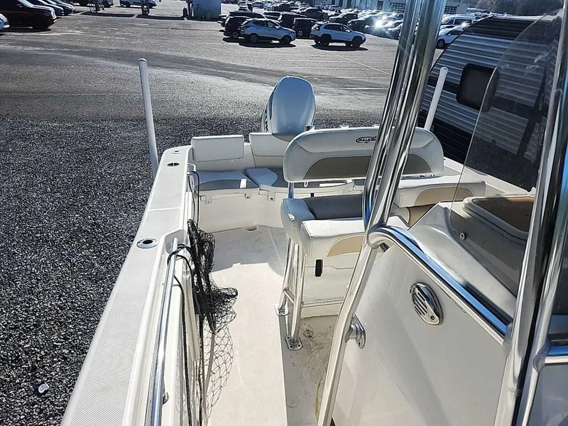 Slide: The Image of Bulls Bay 230 Center Console 2025 - 9