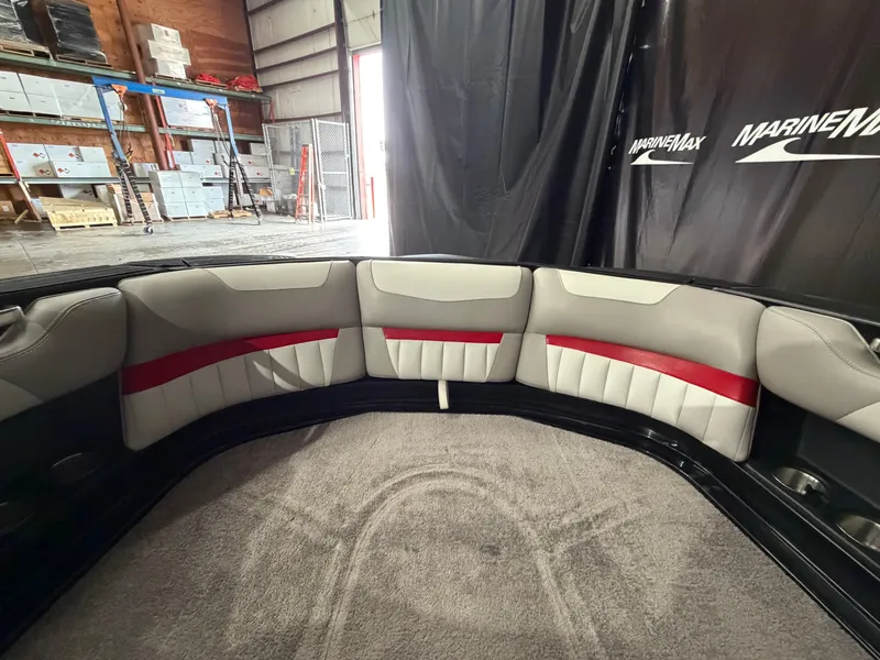 Slide: The Image of Malibu Wakesetter 24 MXZ 2014 - 48