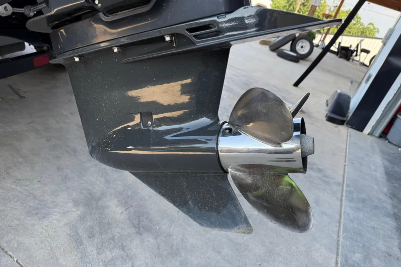 Slide: The Image of 2020 Vexus AVX 2080 boat propeller on concrete surface. - 4