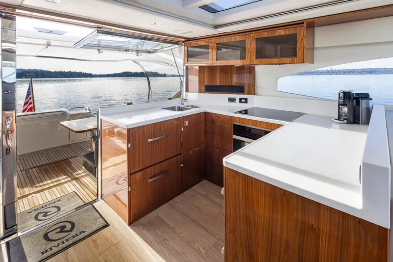 Slide: The Image of Riviera 6000 Sport Yacht 2017 - 55