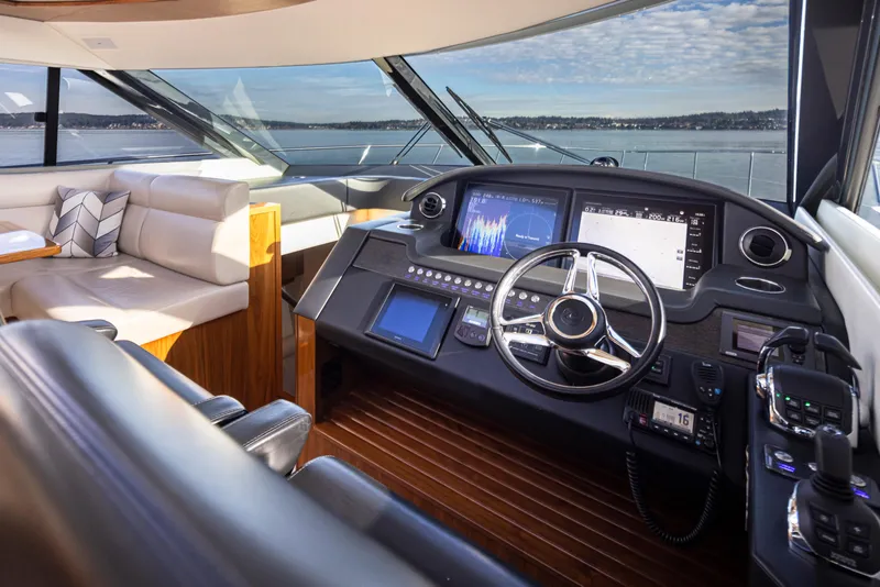 Slide: The Image of Riviera 6000 Sport Yacht 2017 - 62