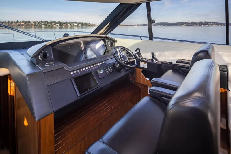 Slide: The Image of Riviera 6000 Sport Yacht 2017 - 64