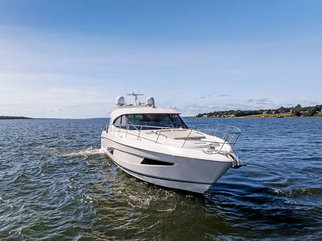 Slide: The Image of Riviera 6000 Sport Yacht 2017 - 81