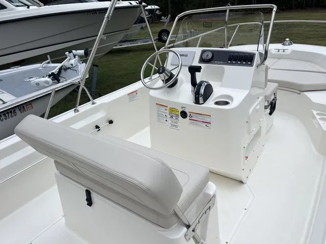 Slide: The Image of Boston Whaler 170 Montauk 2026 - 13