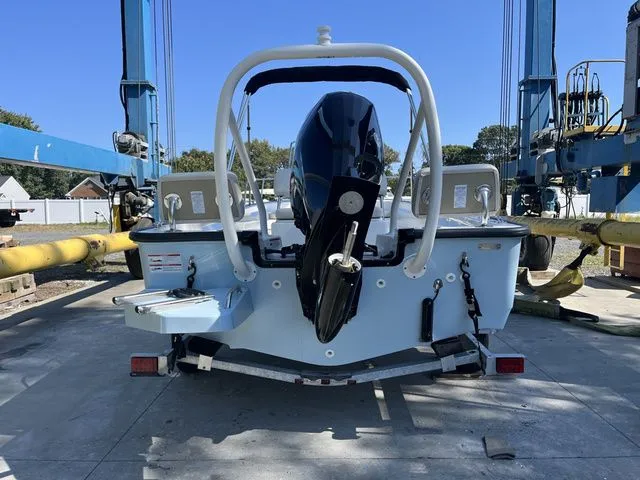 Slide: The Image of Boston Whaler 170 Montauk 2026 - 21