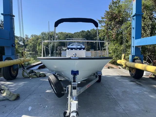 Slide: The Image of Boston Whaler 170 Montauk 2026 - 26