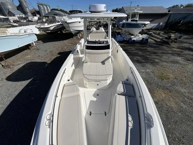 Slide: The Image of Boston Whaler 280 Dauntless 2026 - 14