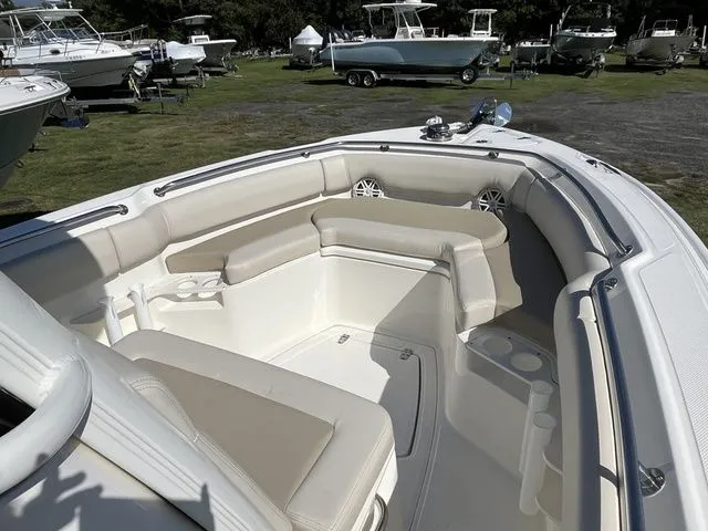 Slide: The Image of Boston Whaler 230 Outrage 2024 - 25