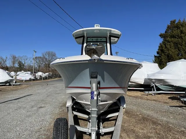 Slide: The Image of Boston Whaler 250 Outrage 2025 - 30