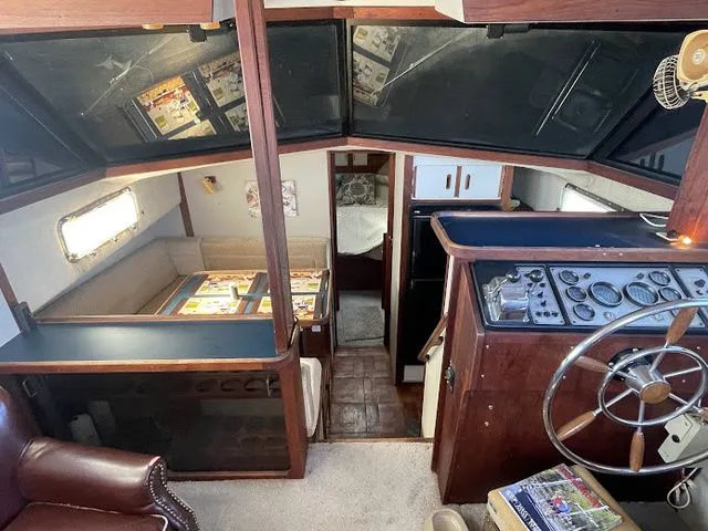 Slide: The Image of Carver 3607 Aft Cabin Motoryacht 1986 - 11