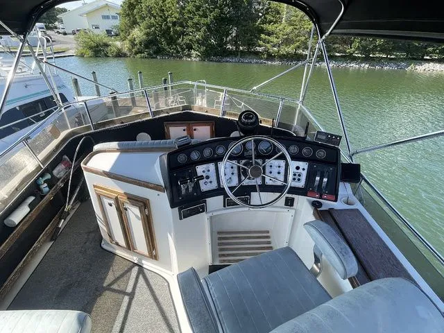 Slide: The Image of Carver 3607 Aft Cabin Motoryacht 1986 - 8