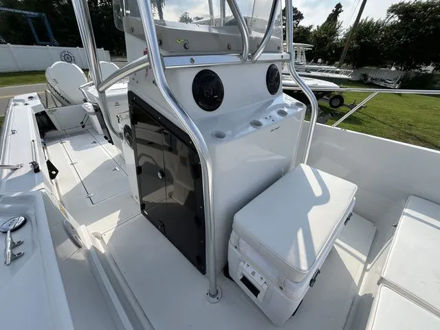 Slide: The Image of Boston Whaler 24 Outrage 1997 - 12