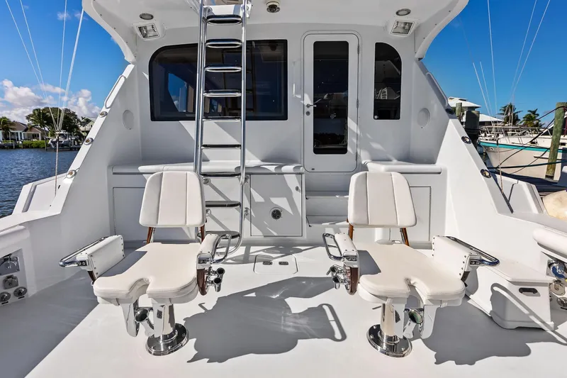 Slide: The Image of 2003 Hatteras 65 Convertible - 7