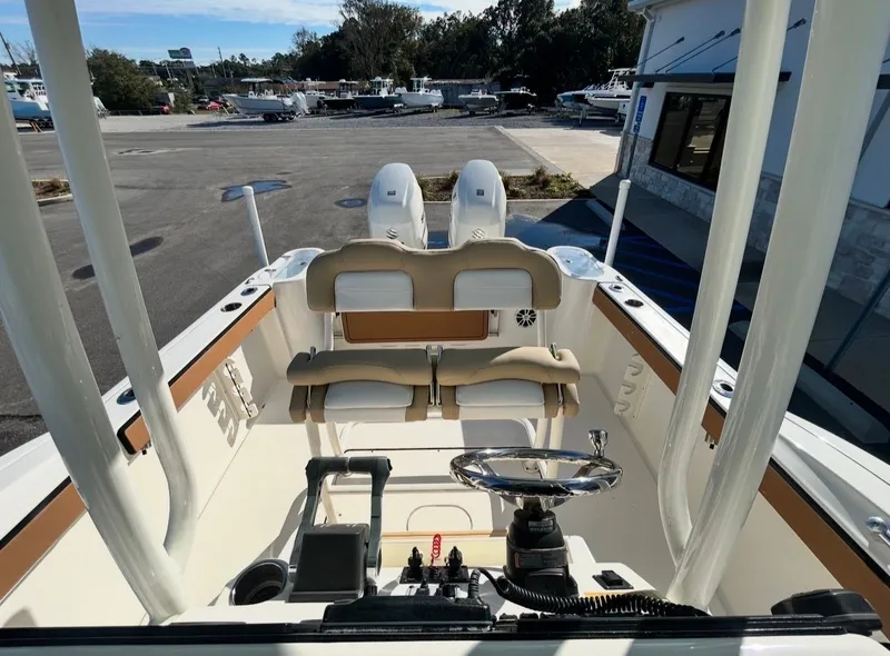 Slide: The Image of Key West 244 Center Console 2016 - 12