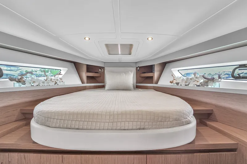 Slide: The Image of Beneteau Gran Turismo 40 - 23