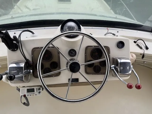 Slide: The Image of Tollycraft 40 Sun Deck 1985 - 10