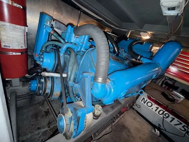 Slide: The Image of Tollycraft 40 Sun Deck 1985 - 45