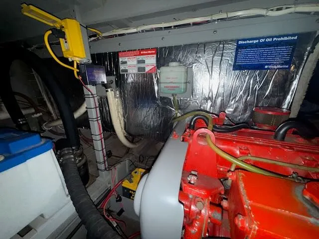 Slide: The Image of Tollycraft 40 Sun Deck 1985 - 50