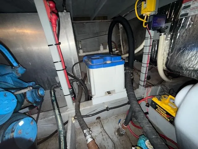 Slide: The Image of Tollycraft 40 Sun Deck 1985 - 52