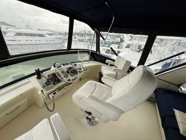 Slide: The Image of Tollycraft 40 Sun Deck 1985 - 8