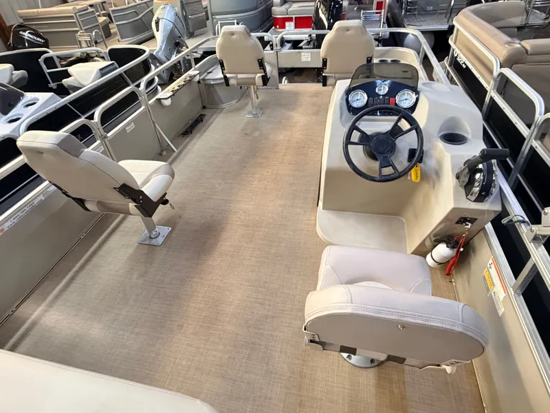 Slide: The Image of Lowe 162 Fish & Cruise Pontoon 2016 - 6