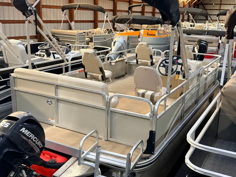 Slide: The Image of Lowe 162 Fish & Cruise Pontoon 2016 - 7