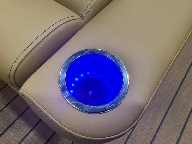 Slide: The Image of Bentley Pontoons Legacy 223 Swingback Tritoon & Honda 4-Stroke EFI 2026 - 23