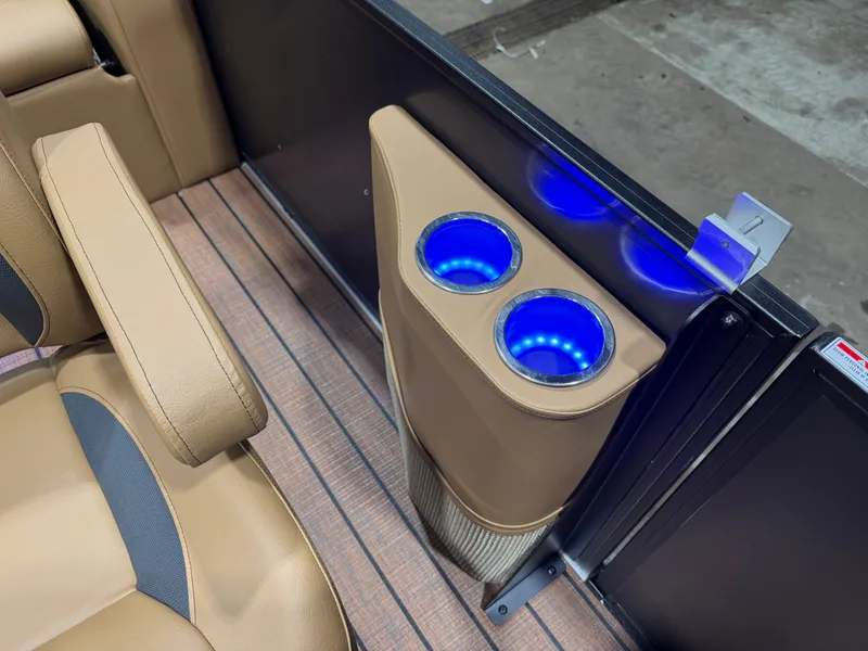 Slide: The Image of Bentley Pontoons Legacy 223 Swingback Tritoon & Honda 4-Stroke EFI 2026 - 25