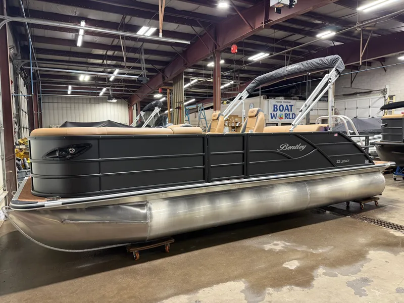 Slide: The Image of Bentley Pontoons Legacy 223 Swingback Tritoon & Honda 4-Stroke EFI 2026 - 41