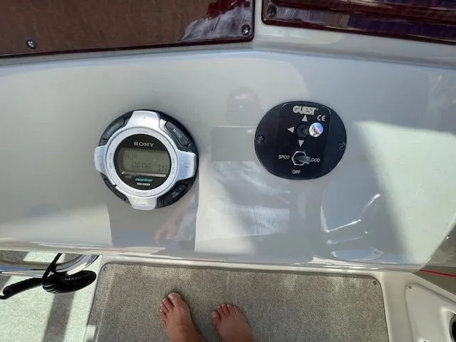 Slide: The Image of Sea Ray Sundancer 370 2012 - 35