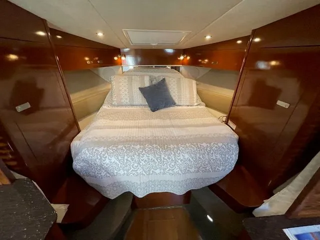 Slide: The Image of Sea Ray Sundancer 370 2012 - 56