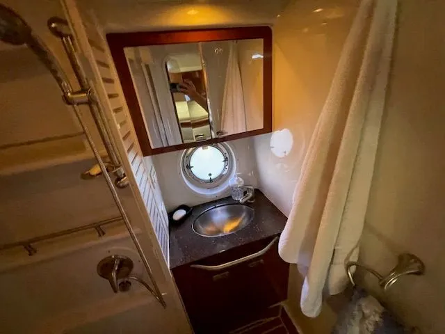 Slide: The Image of Sea Ray Sundancer 370 2012 - 65